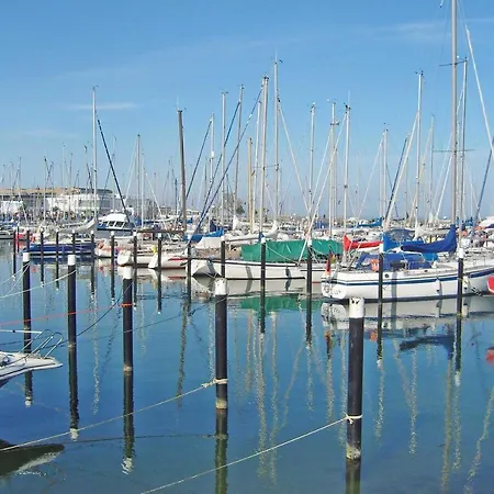 Zeltdachhaus Mit W_lan _ 2 X Tv